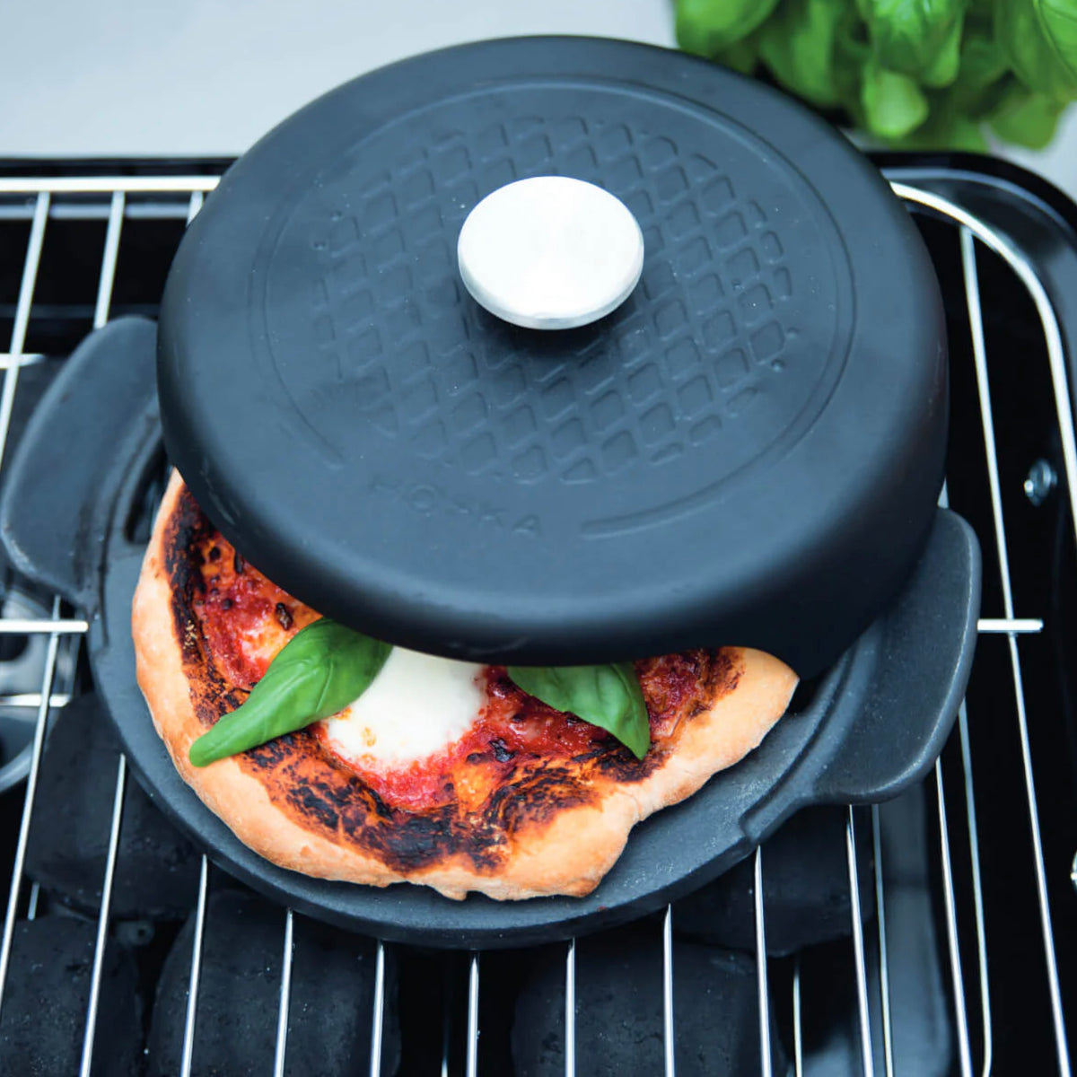 BBQ Mini Pizza Maker